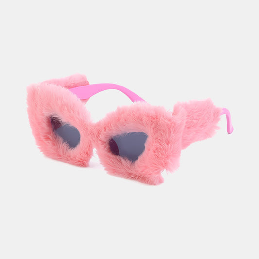 FLUFFY.